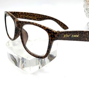 Betsey Johnson Haley Reader